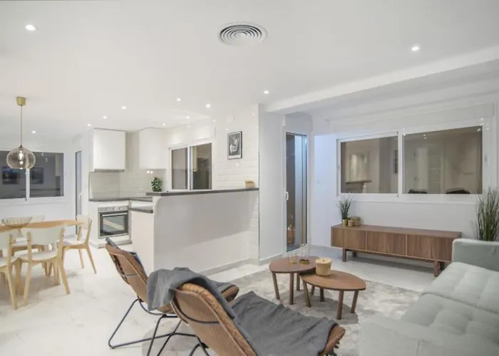 Luxury * 푸엔히롤라