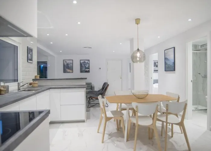 Luxury 푸엔히롤라